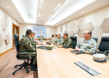 Ministro de Defensa Carlos Antonio Fernández Onofre durante reunión de evaluación estratégica sobre la crisis en Haití y la seguridad fronteriza.
