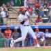 Leones vencen 2-0 a los Toros con hit de Guzmán