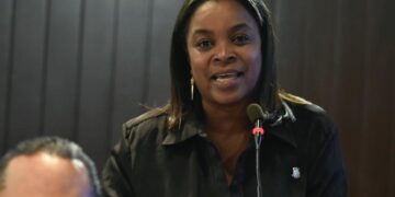 Millys Martínez truena en la Cámara de Diputados