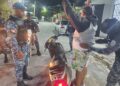 Policía reporta entrega de ocho personas en Barahona